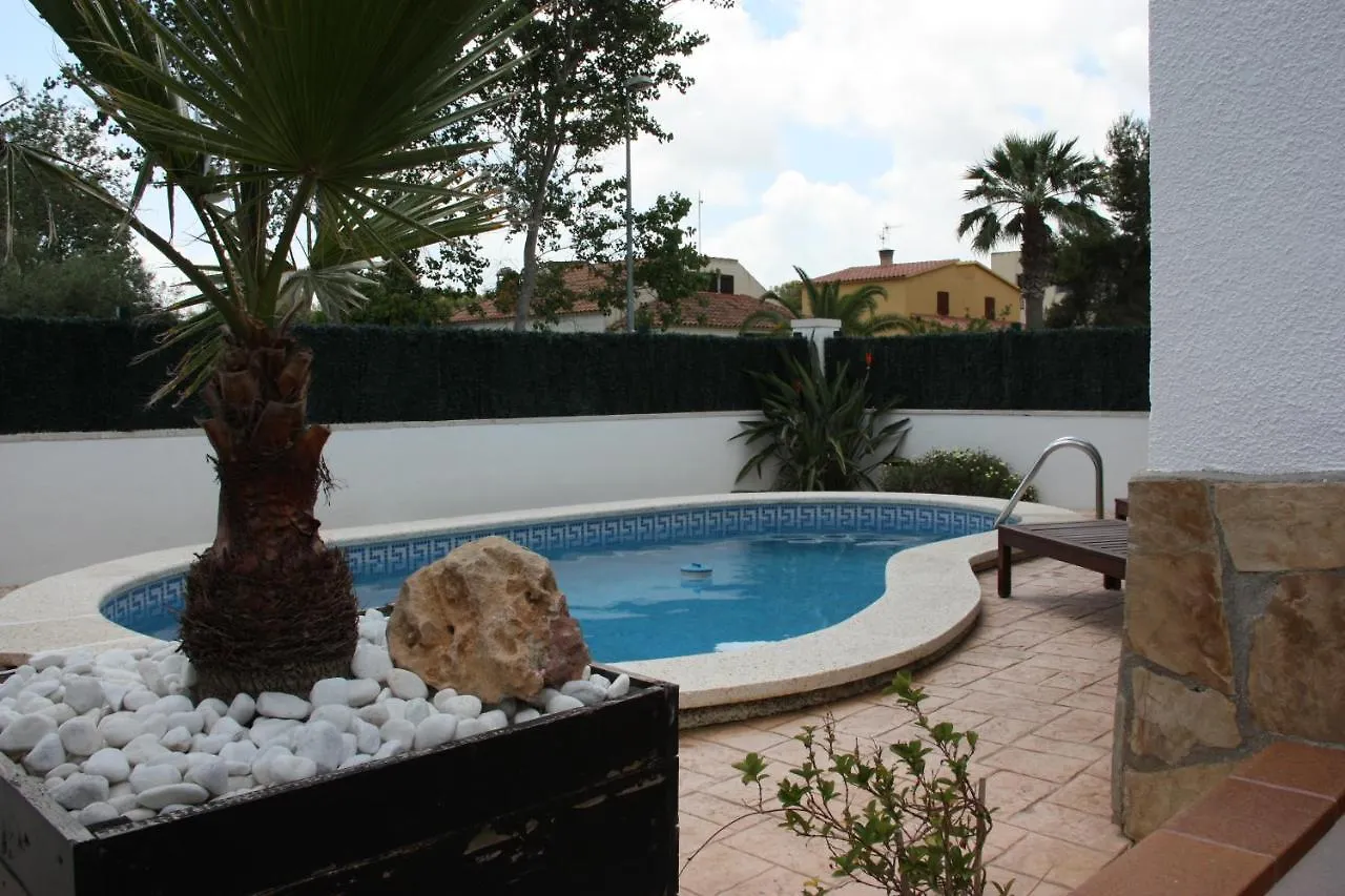 Casa Mireia I Paula Villa Riumar